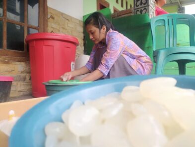 Berkah Ramadan, Penjual Kolang Kaling di Jombang Banjir Permintaan