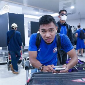 Derbi Sengit Jatim Melawan Persebaya Surabaya , Arema FC Menargetkan 3 Poin  di Stadion PTIK