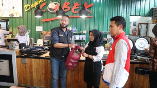 Pemilik Usaha di Kota Malang Beromzet Rp 1 Juta per Hari Diminta Tak Gunakan Gas LPG 3 Kg