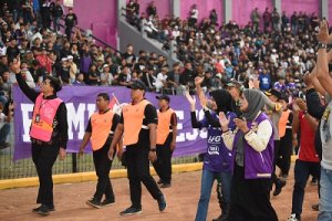 Kepada Para Persikmania , Mbak Wali Titipkan Pesan Berikut