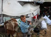 Gaza Luncurkan Kampanye Vaksinasi untuk Anak-Anak setelah Dua Tahun Perang
