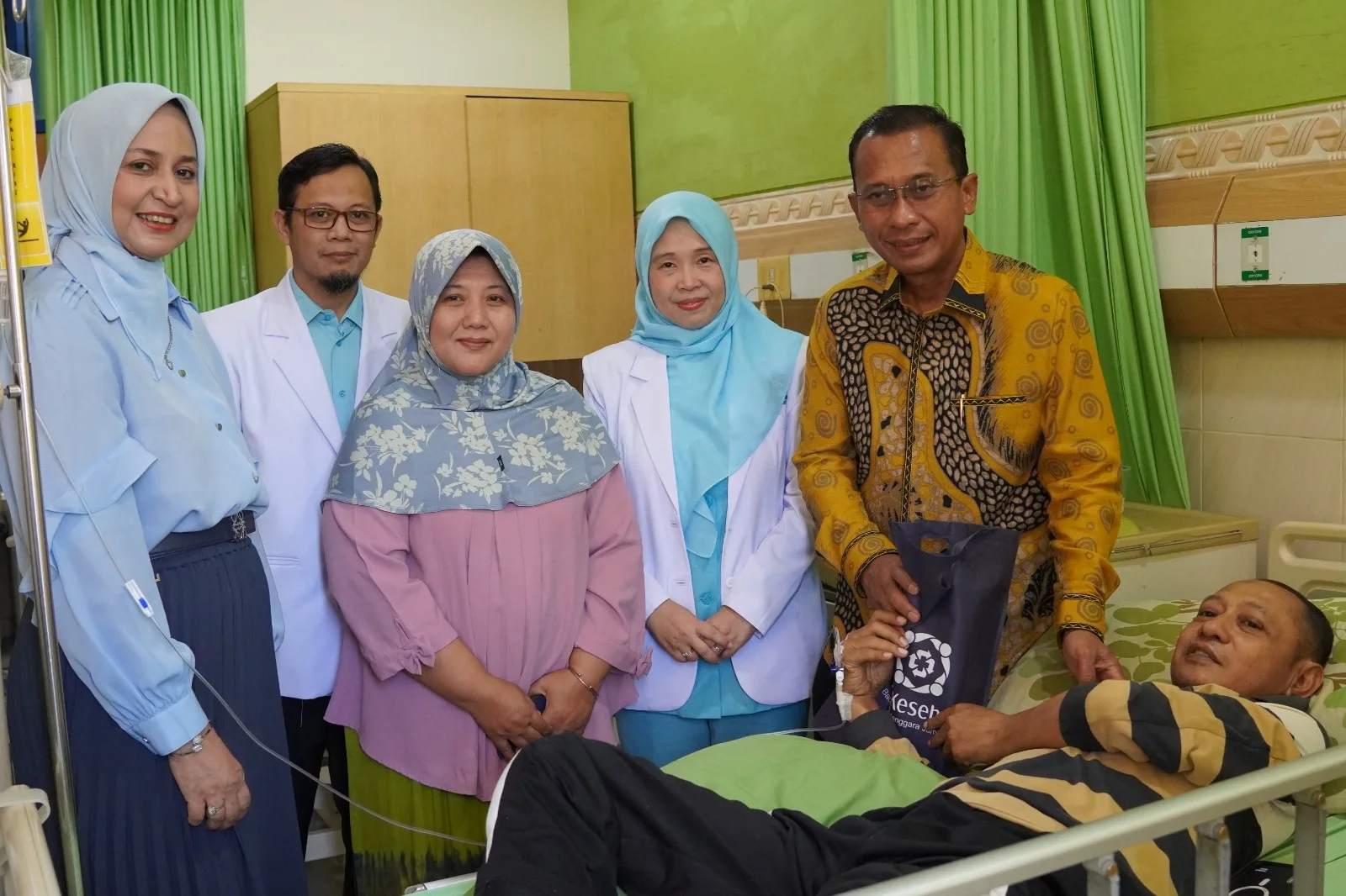 Prihati Pujowaskito saat kunker ke RS Bina Sehat Jember. (Foto: Dok/Humas BPJS Kesehatan Cabang Jember)