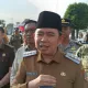 Bupati Jember, Muhammad Fawait, diwawancarai media. (Foto: Teamwork)