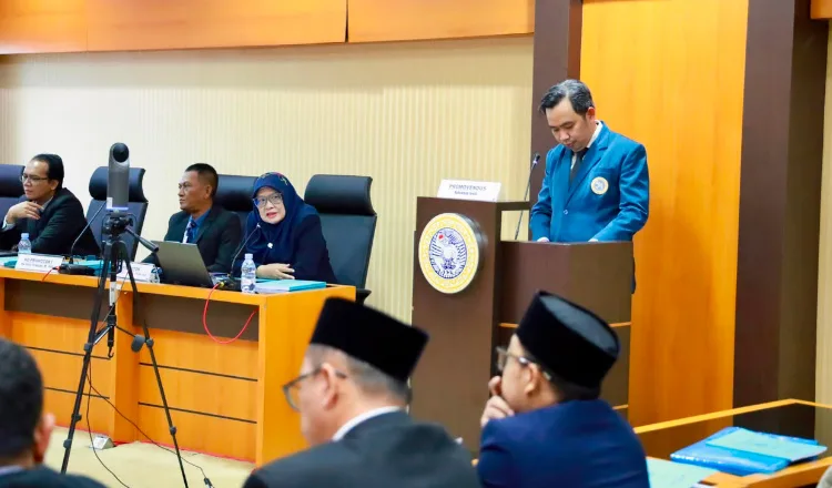 Ujian Terbuka Program Doktor Ilmu Ekonomi Muhammad Fawait di FEBI Universitas Airlangga, Jumat (12/6/2026). (Foto: Dok/Diskominfo Jember)