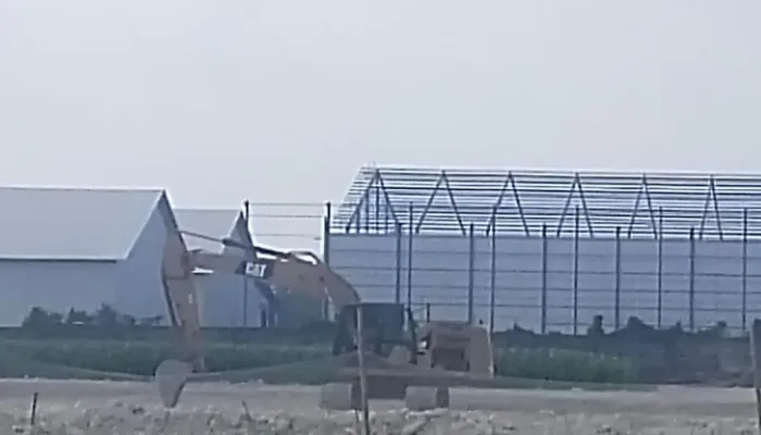 Diduga Serobot LP2B, Proyek Gudang PT Abadi Langgeng Gemilang di Puger Jember Dikeluhkan Petani