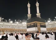 Penyandang Tunanetra Terbantu oleh Layanan Haji Kemenhaj Tahun Ini