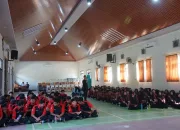 Kolaborasi Pendidikan dan Industri, Favehotel Kediri Berbagi Ilmu di SMKN 1 Bagor