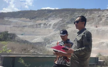 Satgas Infrastruktur dan Tata Ruang Pemkab Jember saat sidak Gunung Sadeng, Kamis (9/7/2026). (Foto: Istimewa)