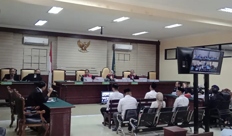 Sidang perkara Sosraperda Jember. (Foto: Teamwork)