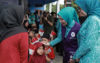 Desa TAPIS Resmi Dicanangkan di Penawar Aji, Ketua TP-PKK Lampung Tegaskan Pemberdayaan Keluarga Harus Berbasis Potensi Lokal iCloud